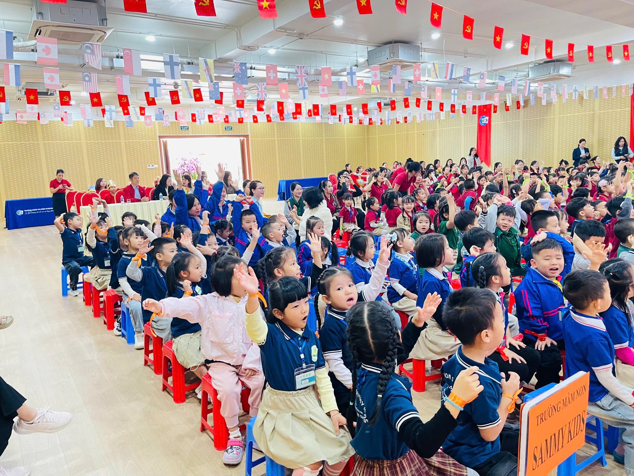 Hoạt động tập thể