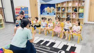 Lớp âm nhạc vui tươi